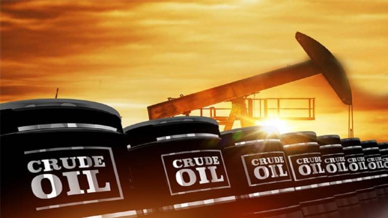 Oil Falling Over Fuel Demand Concerns, Investors Expect OPEC+ Meeting